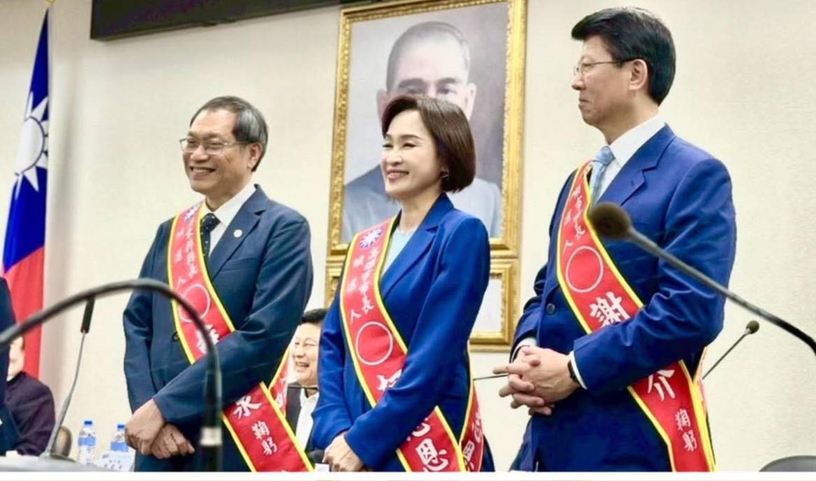 國民黨中常會24日通過首波2026年縣市長選舉徵召提名，正式徵召立委謝龍介、柯志恩、蘇清泉，以及台東縣議會議長吳秀華，分別投入台南、高雄、屏東與台東縣長選舉。 圖：翻攝柯志恩臉書