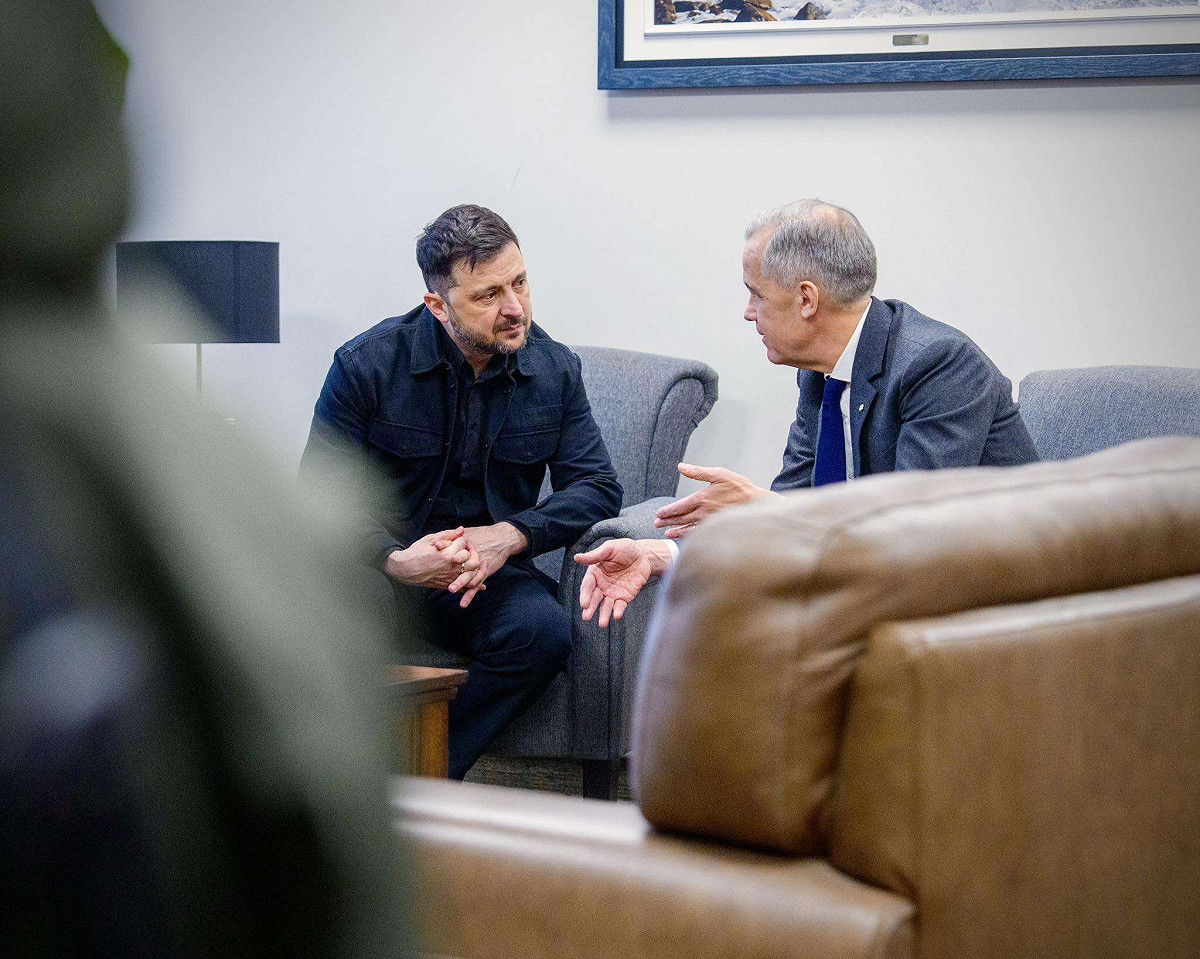 澤倫斯基（Volodymyr Zelenskyy）加國總理卡尼（Mark Carney）會面。 圖/取自加國總理卡尼（Mark Carney）臉書粉專
