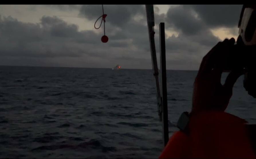 管碧玲曝照：台灣海巡署桃園艦對峙中國海警船 嚴陣以待