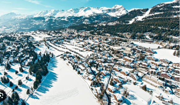 阿爾卑斯山瑞士滑雪度假城鎮克朗-蒙大拿。 圖 : 翻攝自瑞士國家旅遊局