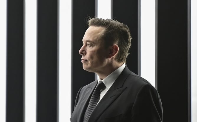 馬斯克富可敵國 SpaceX掛牌成全球第6大企業