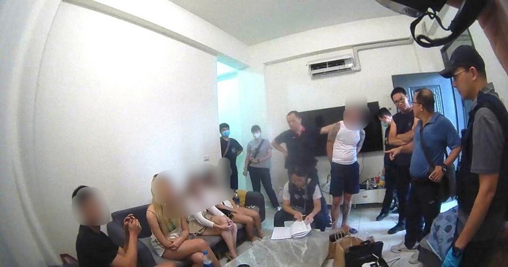 楊姓男子為首犯罪集團2024年以斗六市某房屋為據點，從事詐欺、販毒等，雲林檢警日前執行搜索攻堅，將涉案12人提起公訴。（台灣雲林地方檢察署提供）中央社記者蔡智明傳真 115年1月5日