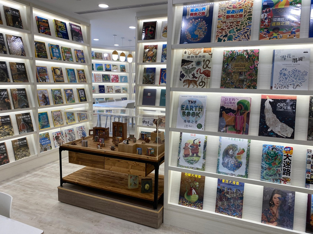 益品書屋搬遷至淡水後，便獲得「淡水最美書屋」美稱。 圖：益品書屋／提供