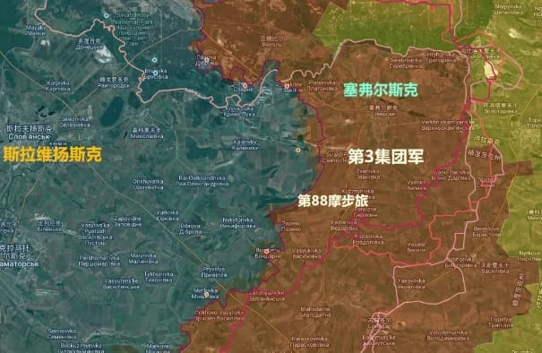 該名專家指出，俄軍可能進一步集結兵力，協助前線的第 88 摩步旅攻克前線的高地帶目標。 圖：翻攝自 騰訊網 熊熊講堂