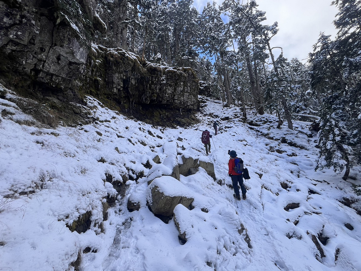 雪管處提醒山友務必審慎評估行程與自身能力入山。 圖：取自雪霸國家公園臉書
