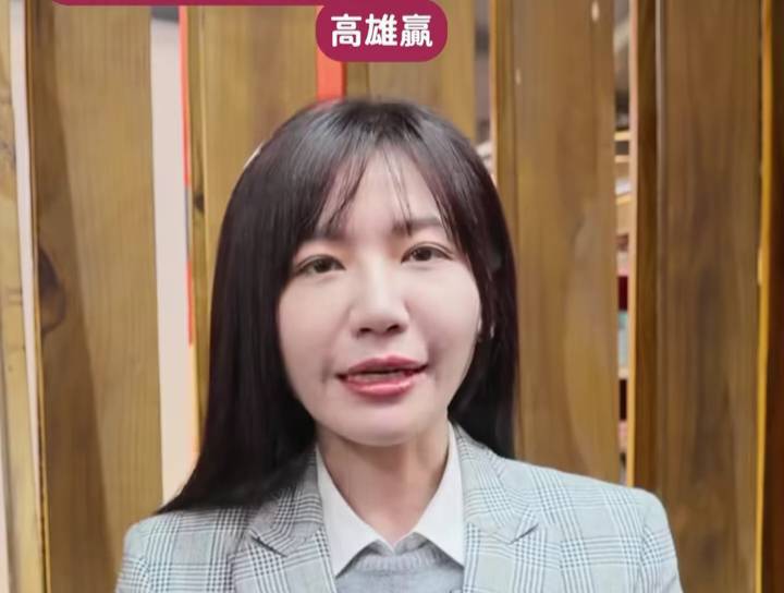吳沛憶喊話支持邱議瑩，希望高雄持續進步、保持年輕活力。 圖：邱議瑩辦公室/提供