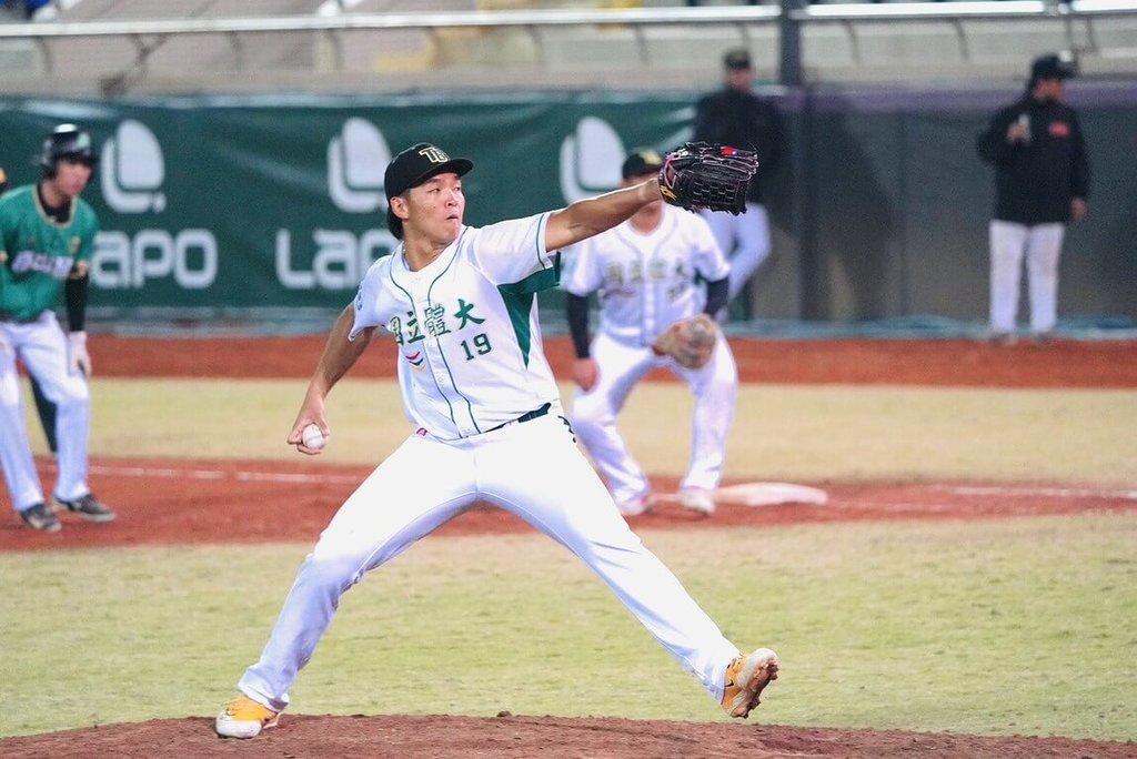 大專棒球聯賽黃玠瀚先發勝飆151公里 挑戰旅外優先