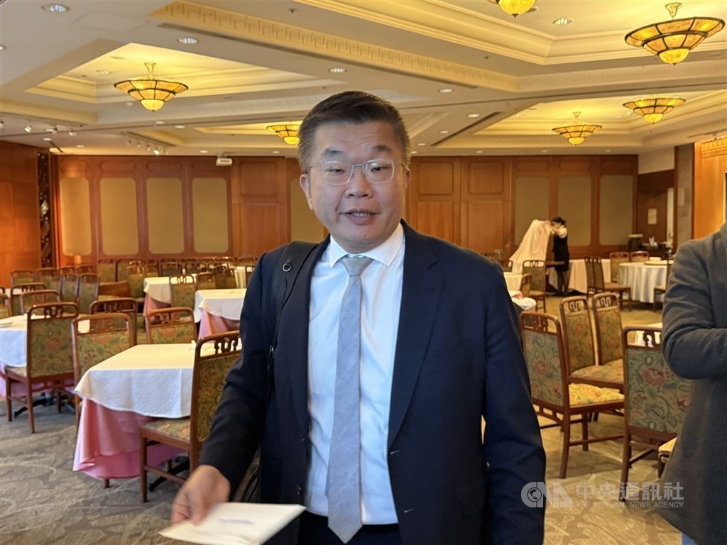 圖為中華職業棒球大聯盟會長蔡其昌。（中央社檔案照片）