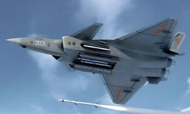 解放軍殲-20 戰機。(示意圖) 圖 : 翻攝自矚望雲霄（資料照）