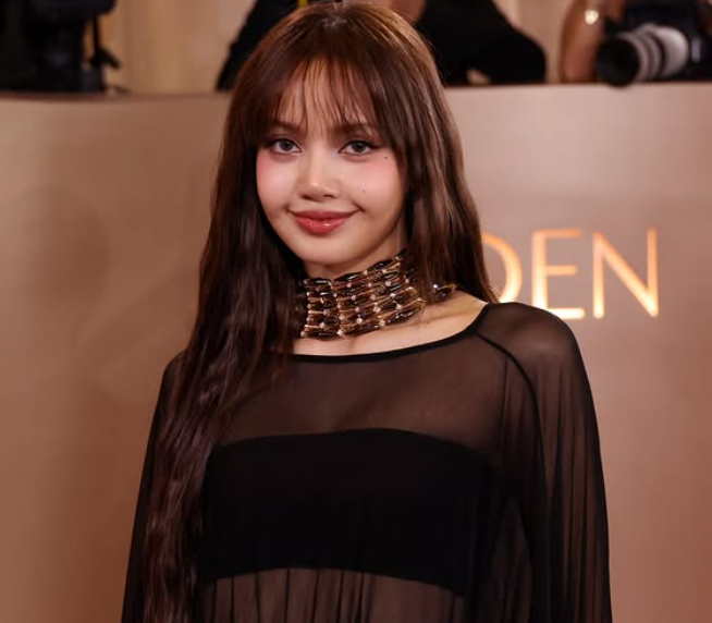 Lisa以頒獎人身分出席金球獎，不只是首位擔任金球獎頒獎人的KPOP偶像，同時也是第一位登上金球獎舞台的泰國藝人。 圖：翻攝自Lisa IG