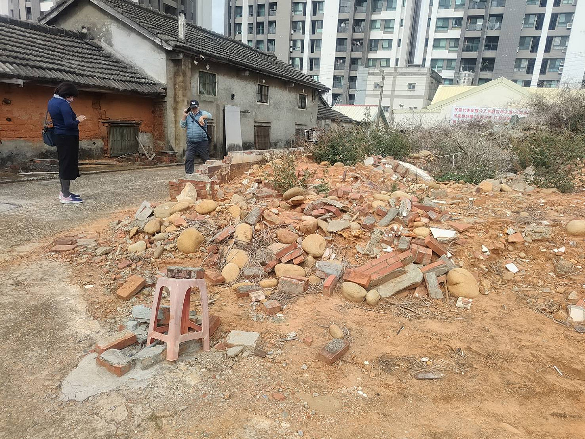 「敦煌堂」古厝遭破壞。 圖：洪姓地主/提供