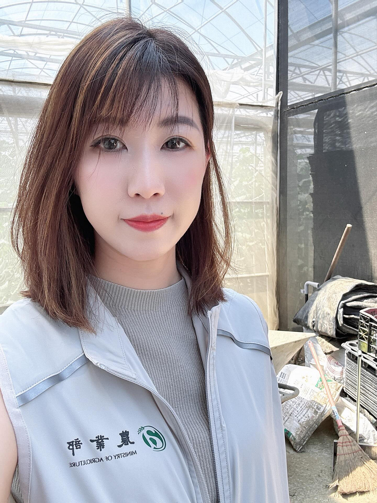 農會總幹事三級跳空降台肥總座，陳右欣遭質疑政治酬庸。 圖：取自臉書