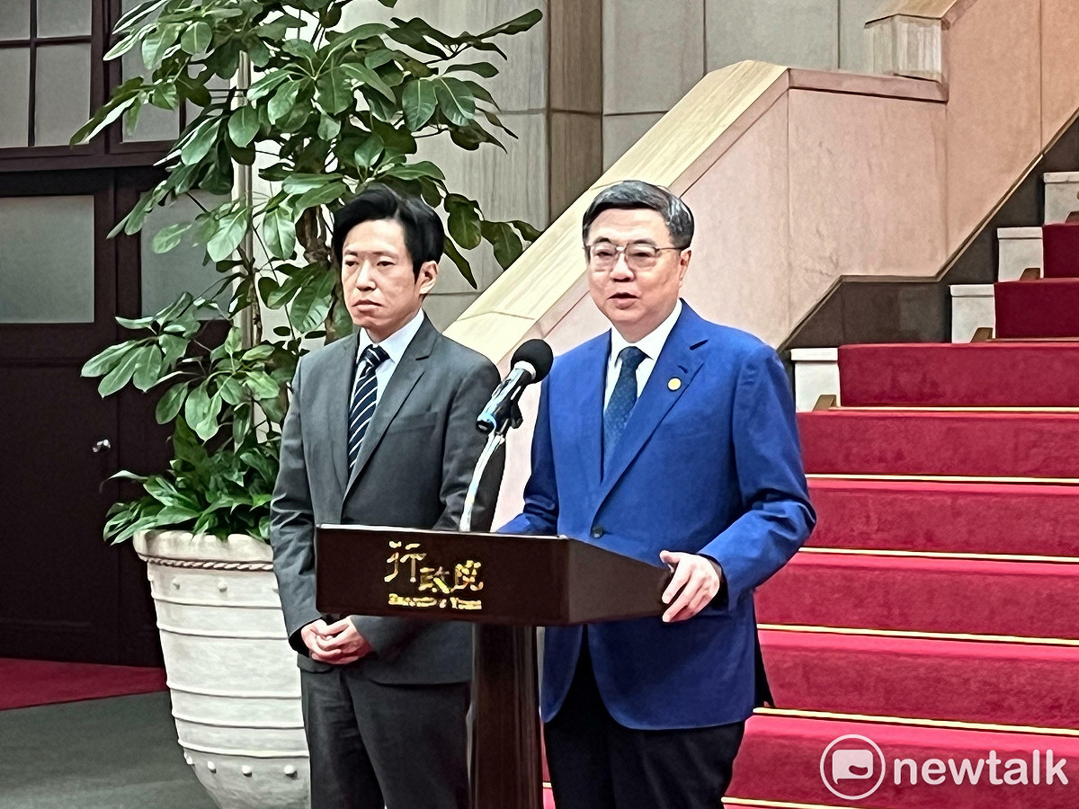 台美關稅談判定案，行政院長卓榮泰今（16）天上午10點發表談話，除了重申這次總結會議達成4項目標外，卓榮泰也讚許談判團隊「擊出了一支漂亮的全壘打」。 圖：謝莉慧/攝