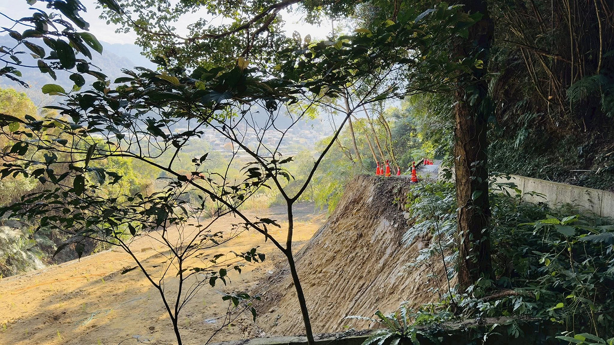 苗栗縣南庄鄉西村一處山林地疑遭人為濫墾。 圖：取自苗栗縣議員陳光軒臉書
