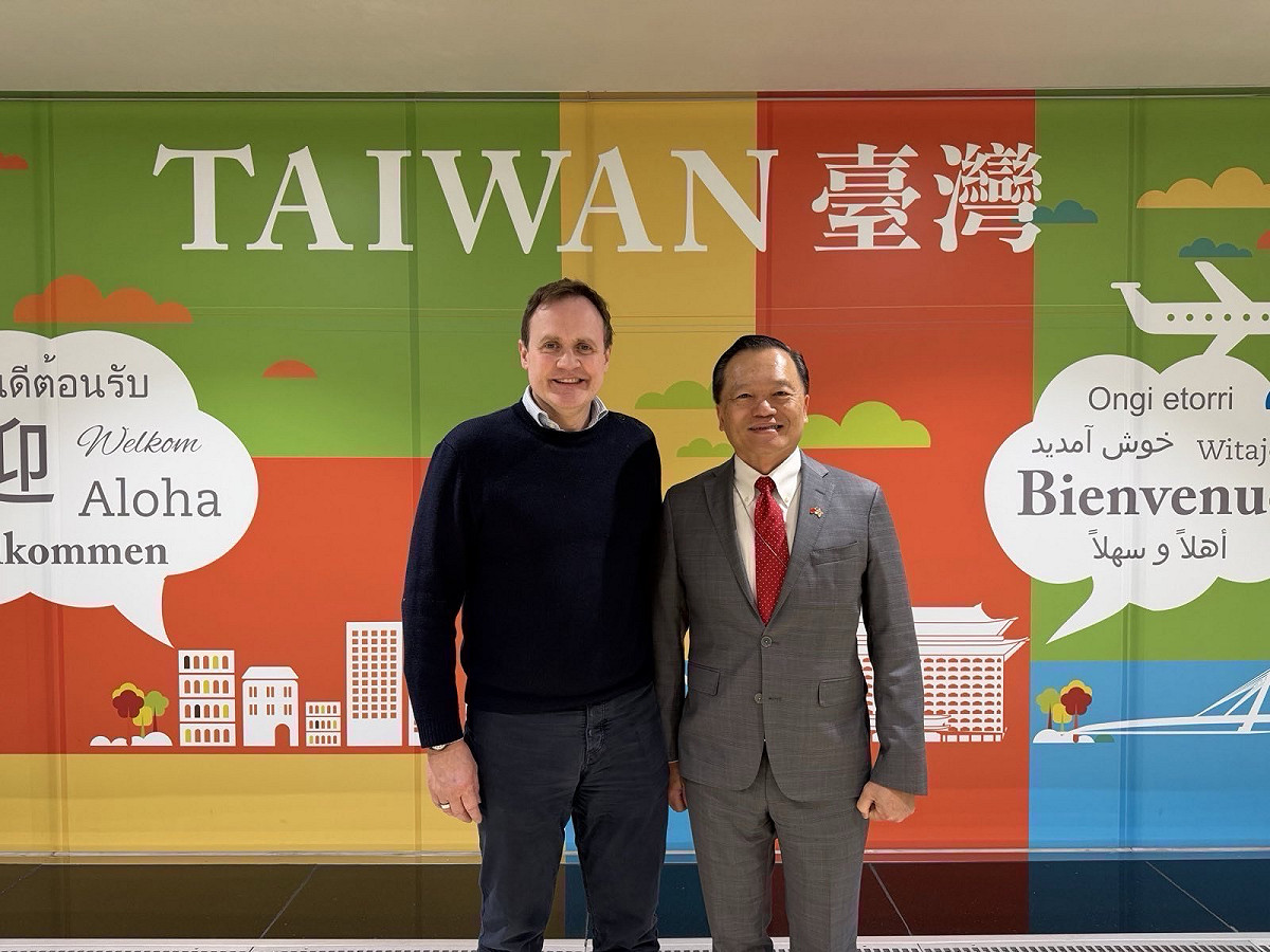 英國前內政副大臣杜耿涵（Tom Tugendhat）下議員訪問台灣。 圖：外交部提供