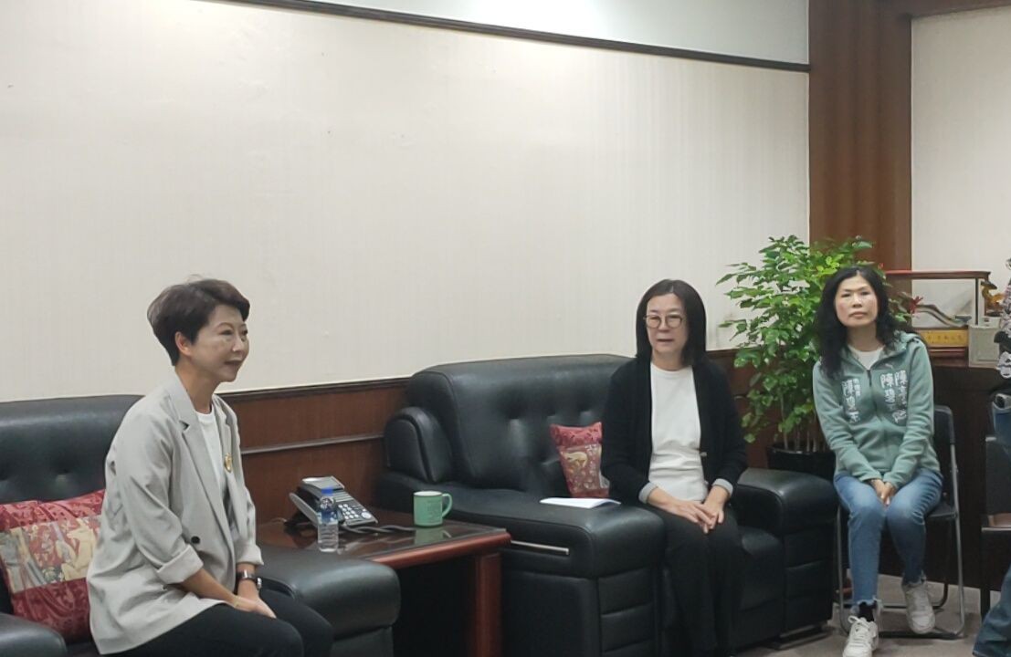 陳亭妃推動「大和解」未果 拒簽切割郭信良引發爭議