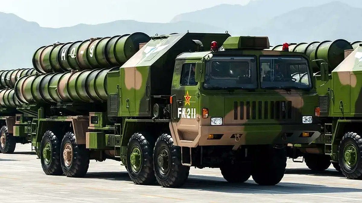 解放軍「紅旗-9 」發射車。 圖：翻攝自 @warsurveillance X 帳號