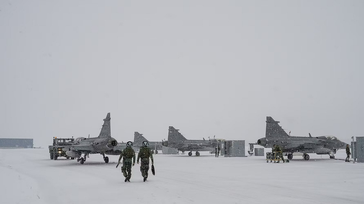 瑞典則宣布，將根據北約北極空中警戒任務，向冰島部署一個 JAS 39「獅鷲」戰鬥機中隊。 圖：翻攝自 X
