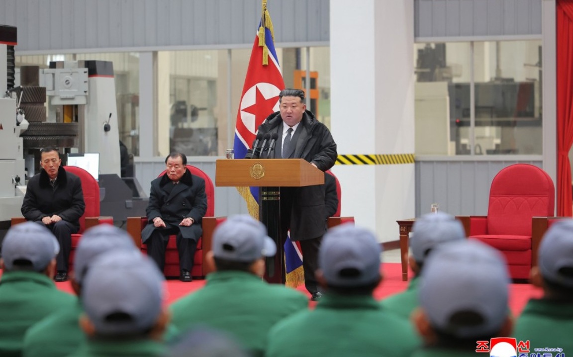 不留情面！金正恩痛斥內閣幹部無能 當場罷免副總理楊勝虎