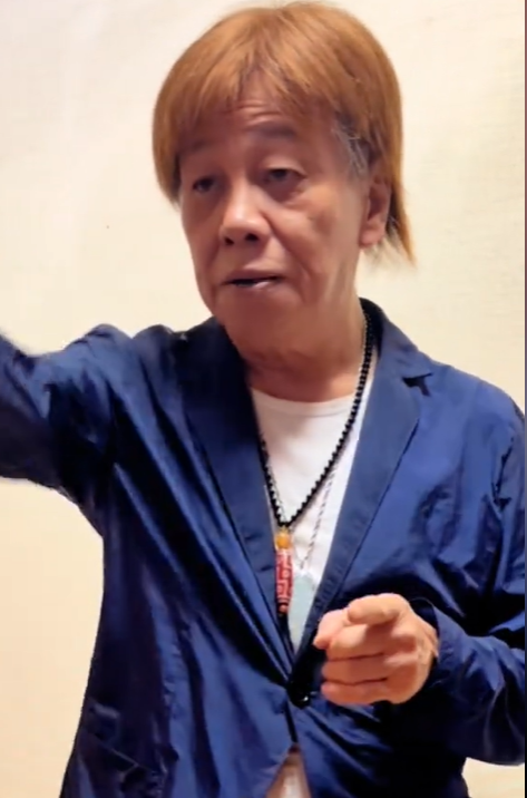 香港功夫影星梁小龍1月14日猝逝，享年77歲。陳薇羽質疑其死因與當地器官失蹤案黑幕相關，揭示三大疑點。 圖：翻攝自梁小龍　抖音
