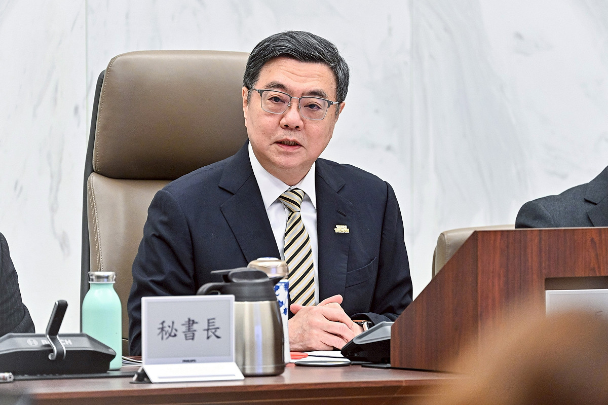 行政院長卓榮泰22日主持「行政院115年第1次治安會報」，聽取「115年治安趨勢與策進作為」及「查緝走私執行成效與策進作為」報告。 圖：行政院提供