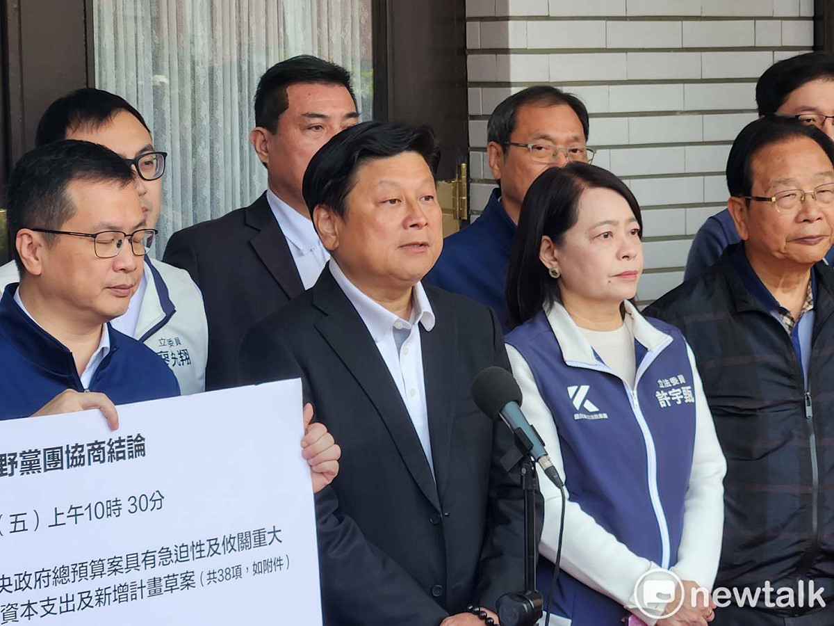 國民黨團總召傅崐萁及擋軍購的國民黨立委們。 圖：黃建豪/攝（資料照）