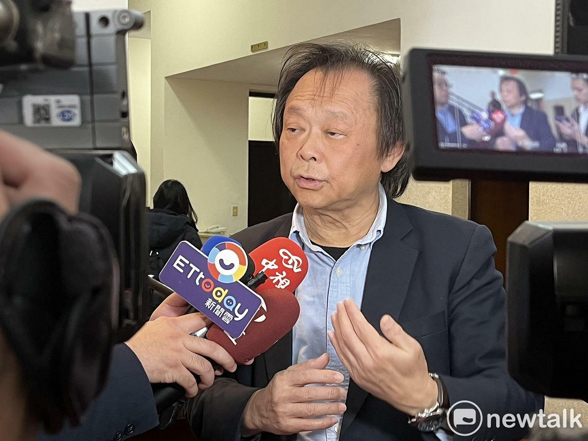 民進黨立委王世堅力挺蔡其昌競選總召，並喊話柯建銘「退在最高點」交棒。 圖：金大鈞／攝（資料照）
