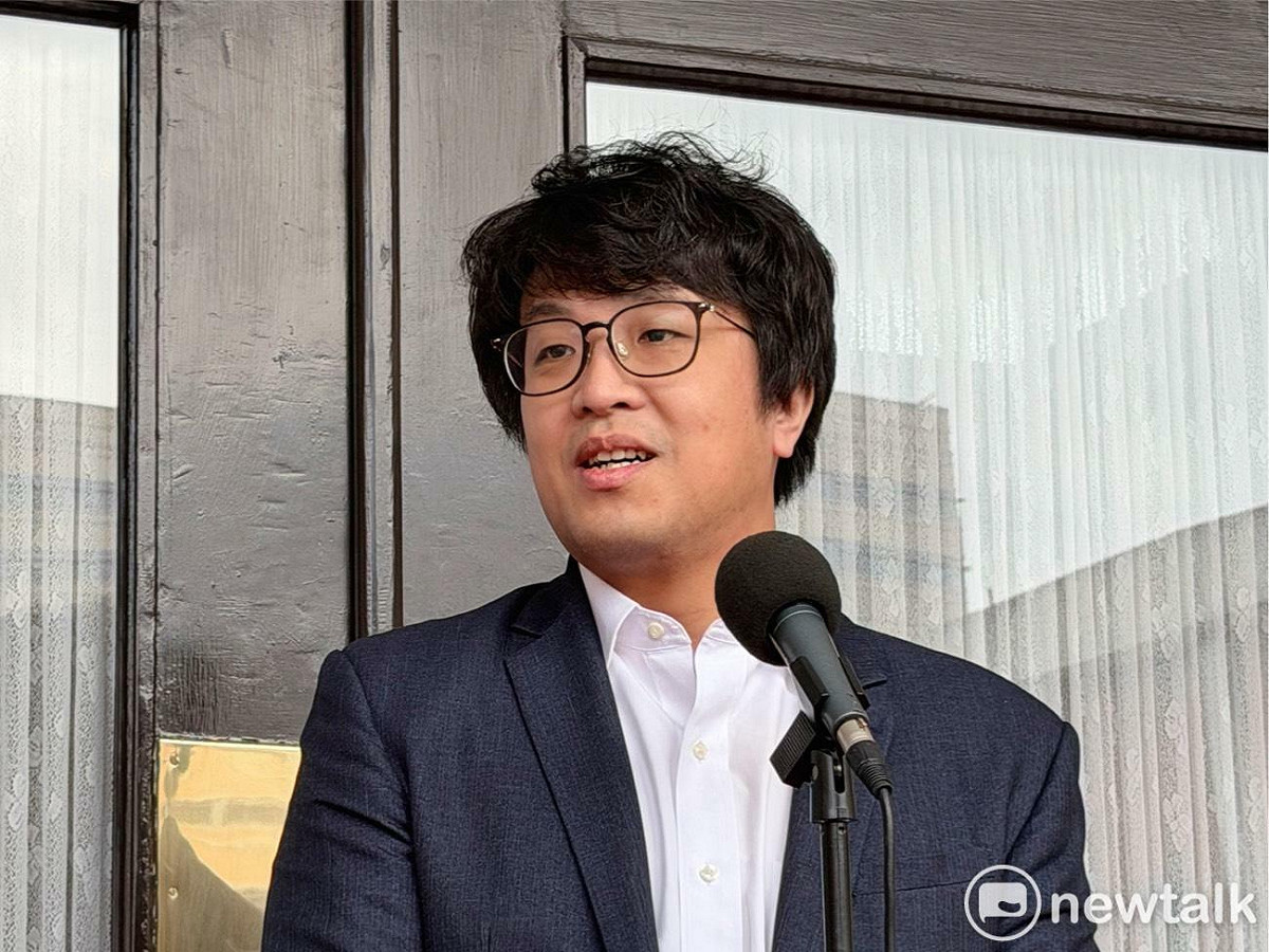 學者李忠憲今（7）日直言，仇恨值的來源，不是失言，而是選擇承擔。民進黨立委王義川力挺表示，願意上場戰鬥都值得尊敬。 圖：金大鈞/攝（資料照）