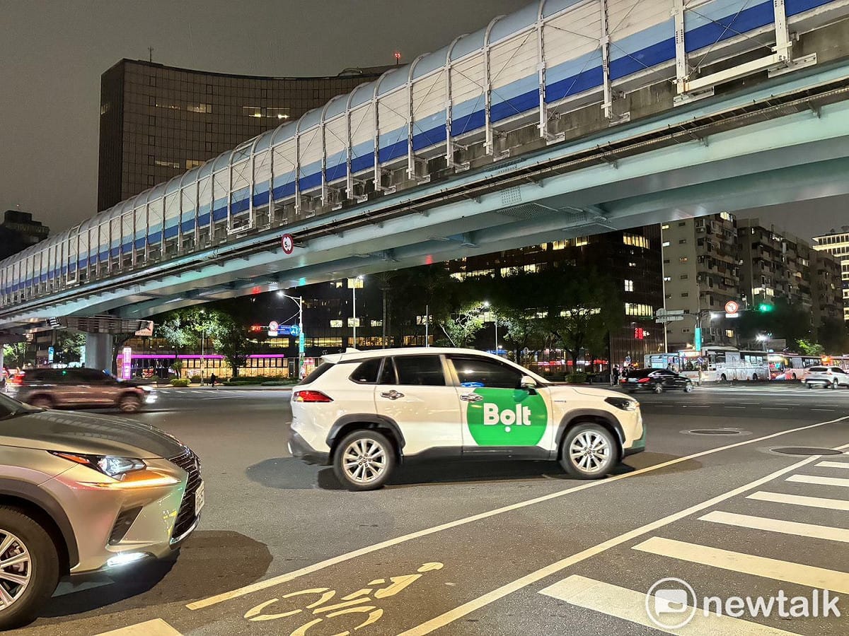 25日一名政大畢業的替代役男，酒後透過Bolt叫車平台派遣的多元計程車返家，途中遭丟包在台64線快速道路被4車輾斃身亡。(圖為Bolt示意圖) 圖：民眾／提供