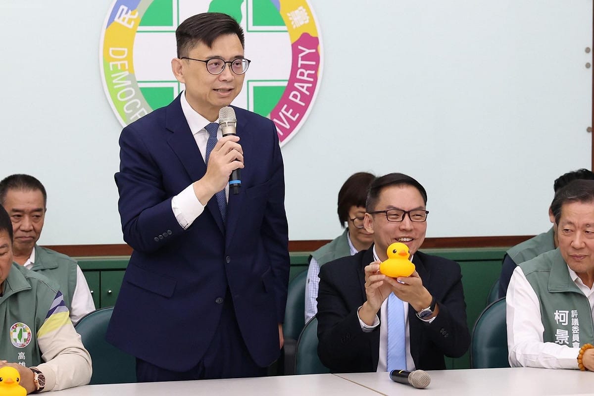 賴瑞隆表示已多次向市長陳其邁請益，期待延續高雄市政建設。 圖：賴瑞隆辦公室/提供