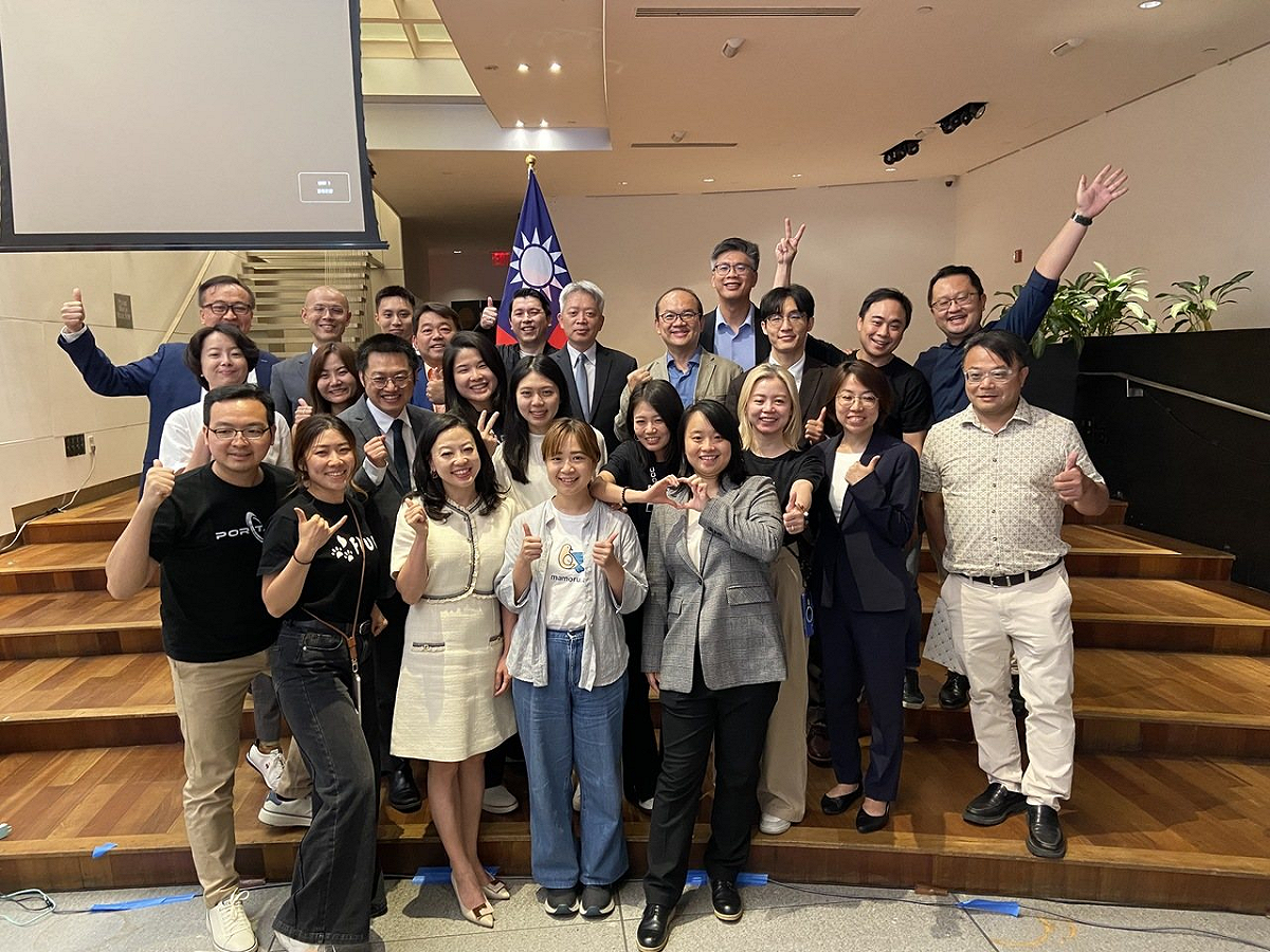 超智諮詢獲選為經濟部「台灣新創紐約落地加速計畫」15家代表團隊之一。 圖：高雄市青年局/提供