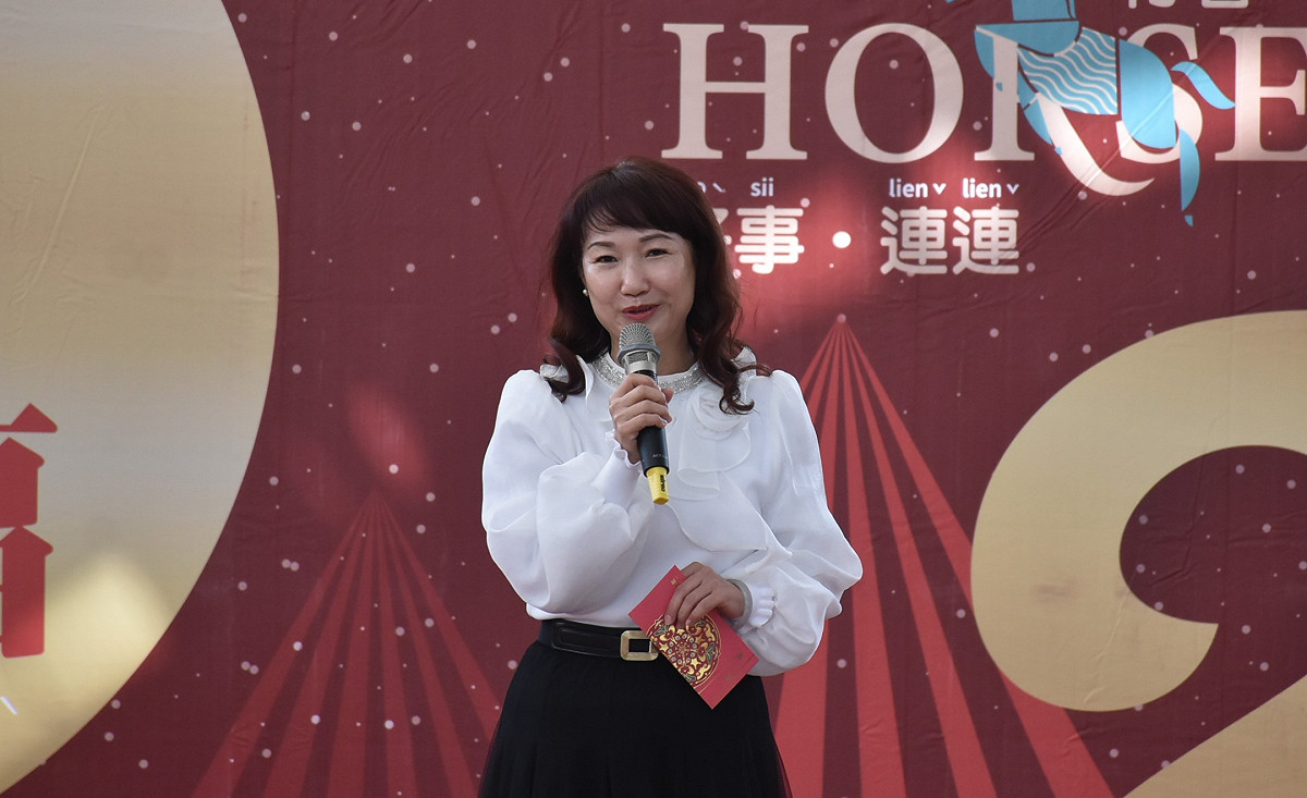 高雄市政府客委會主委楊瑞霞出席記者會致詞。 圖：孫家銘攝