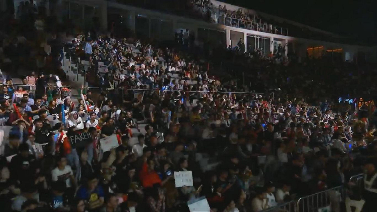 SKT背水一戰，守護自己的王冠。 圖：翻攝自 LoL Esports YouTube