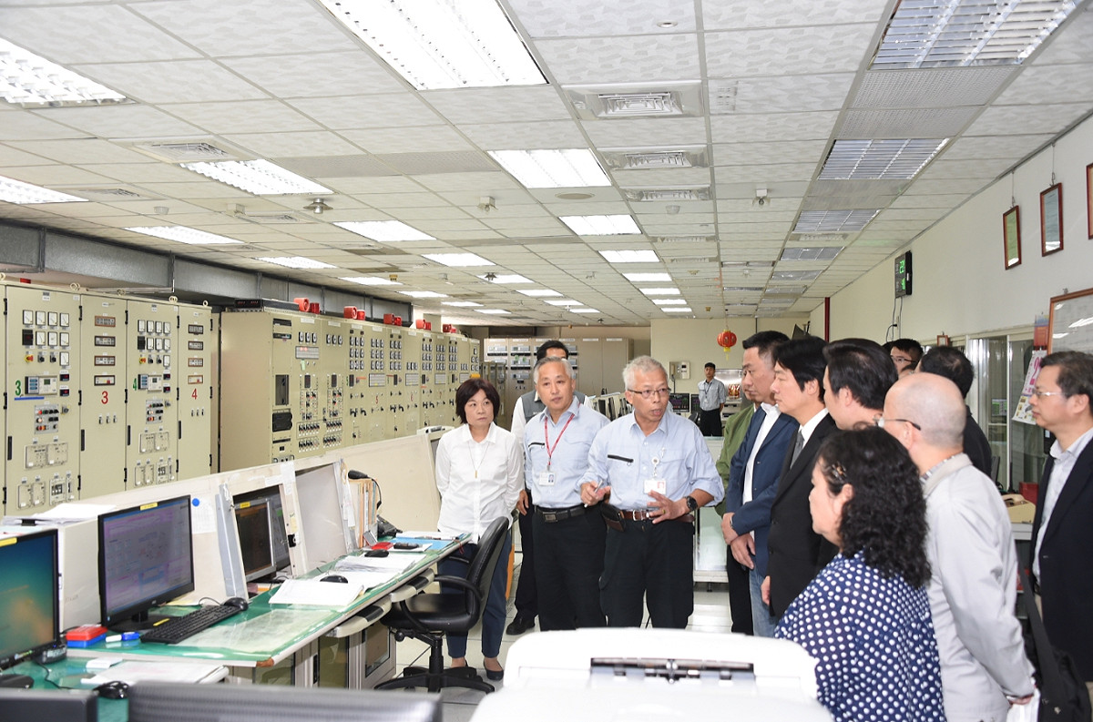 賴清德勉勵台電公司能達到「不斷電、不停電」的目標。發生問題時，要隨時面對，務實提出對策、踏實解決。 圖：行政院/提供