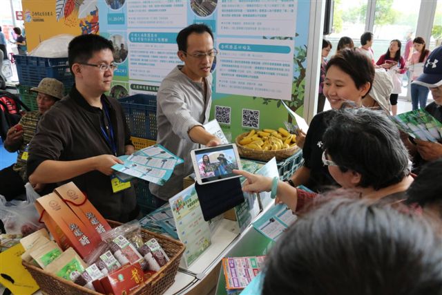 高雄市農業局透過型農開發香蕉新產品，協助蕉農促銷。 圖：高雄市農業局/提供