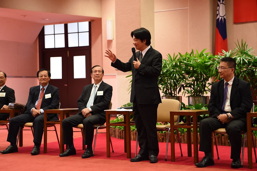 行政院長賴清德將在11月中旬向社會報告一例一休的政院修法版本。 圖：行政院/提供