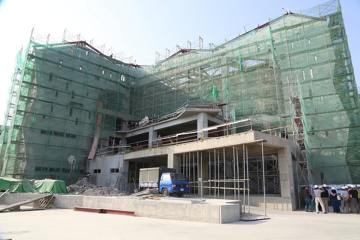 目前工程已陸續完成地下室停車場、圖書館、舞蹈教室、排練場等空間主要結構體，並進行到地上三層結構體。 圖：台南市政府/提供