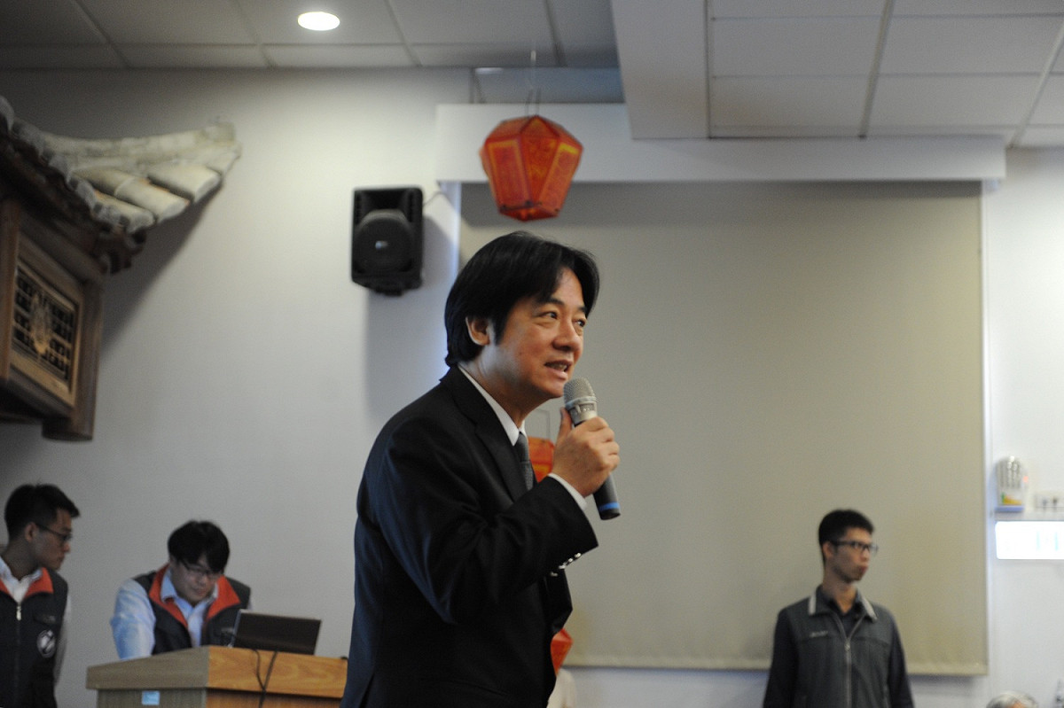 行政院長賴清德至馬祖視察南北竿大橋規劃辦理情形並發表談話。 圖：行政院/提供