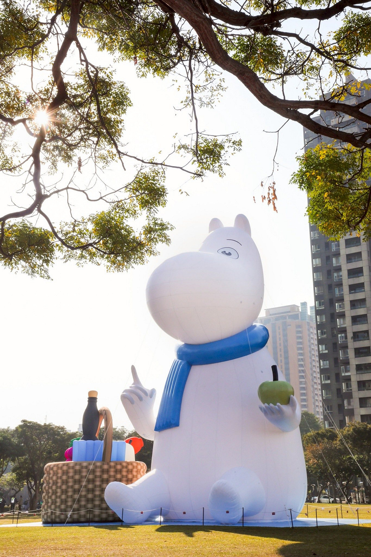 2026台中燈會的主題是「幸福蜜馬台中MOOMIN ON」，引進芬蘭國寶「姆明一族」，將67公頃的中央公園打造成「姆明谷」。 圖：取自盧秀燕臉書
