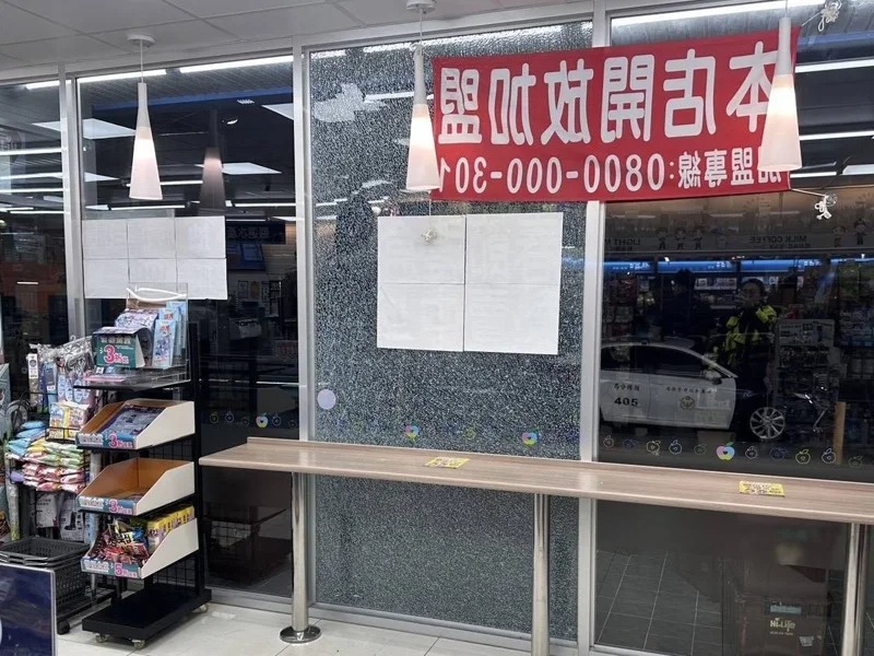 屏東一間連鎖超商驚傳槍響，警方已鎖定特定犯嫌身分。 圖：警方提供
