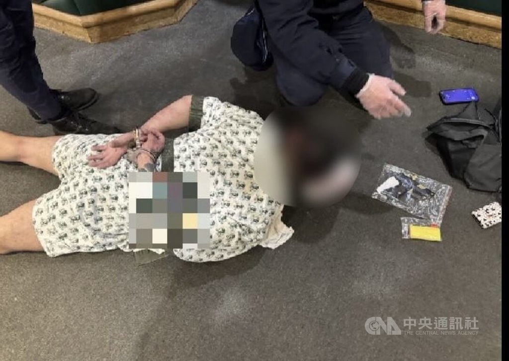 25歲潘姓男子為黑幫小弟，日前至台北市某知名三溫暖持號令槍討債，現場遭業者以辣椒水反制，後續被警方逮捕送辦。（翻攝照片）中央社記者黃麗芸傳真 115年2月11日