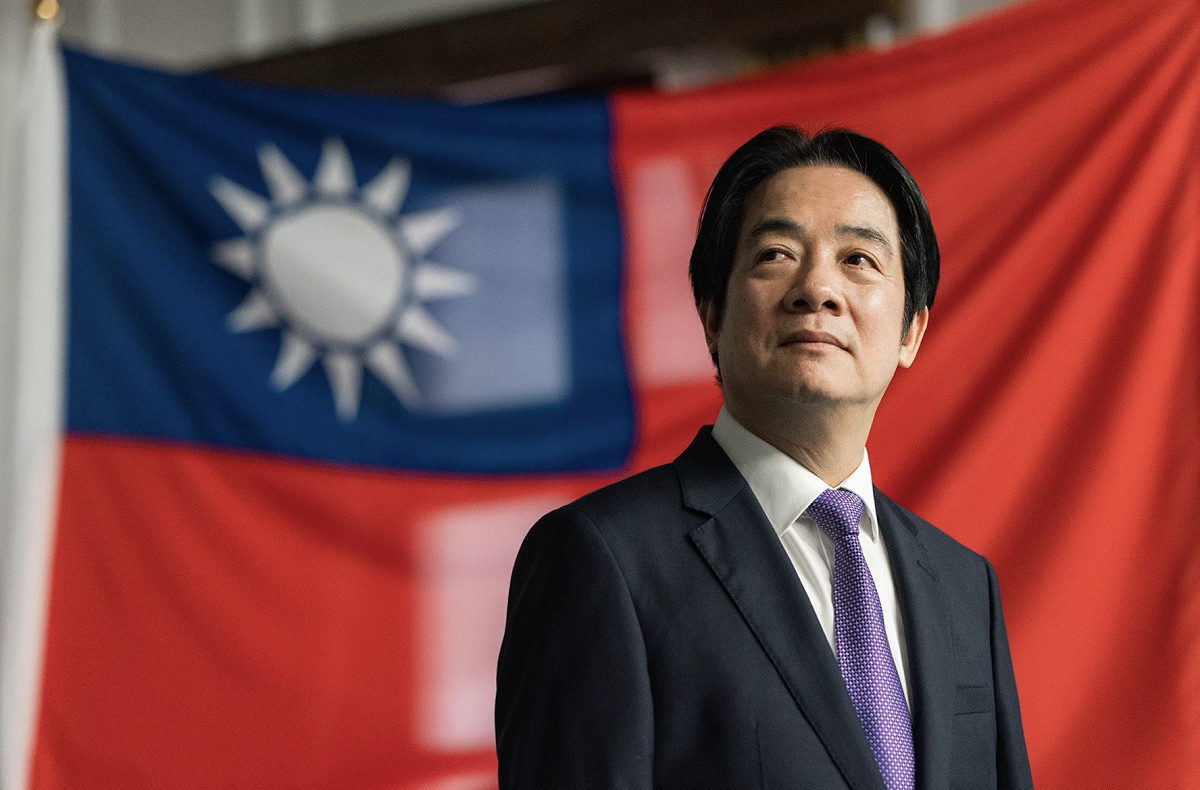 非洲國家塞席爾、模里西斯、馬達加斯加由於遭到中華人民共和國政府施加經濟在內等壓力，使其不讓總統賴清德專機通過領空，這讓賴清德出訪史瓦帝尼一行被迫取消。 圖：總統府提供（資料照）
