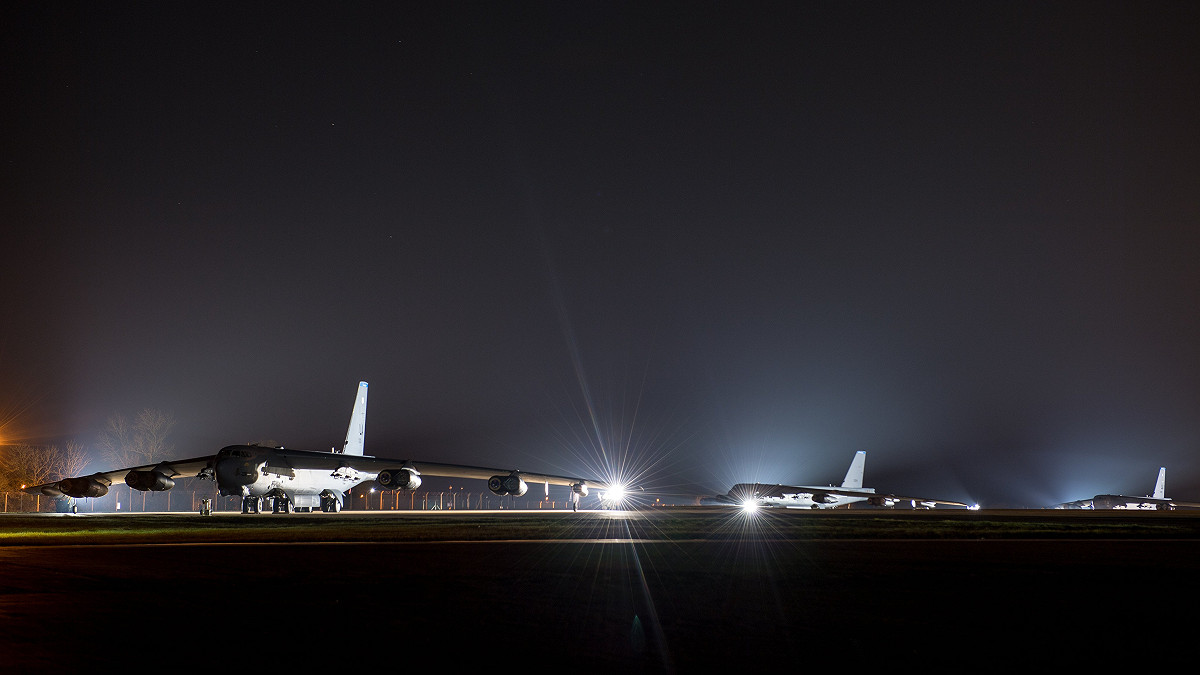 美國空軍全球打擊司令部（ AFGSC ）表示，復整個 B-52 轟炸機機隊的核打擊能力。 圖：翻攝自@refueled