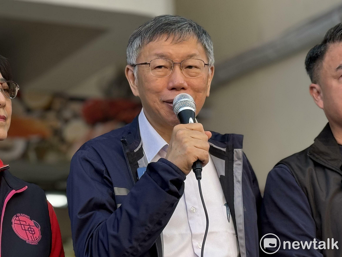 楊斯棓指出，江河日下的柯文哲（圖）看新聞標題沒有自己名字，心中那股「被奪了C位」的焦慮感油然而生，竟冷言冷語吐出毫無同理心的刻薄話，「這不是真性情，這叫缺乏教養的自卑感」。 圖：周煊惠／攝（資料照）