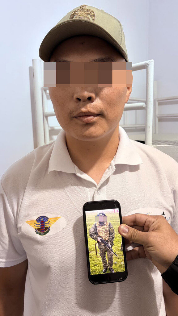 一名到菲律賓學習民用飛行的蒙古國籍男子，涉嫌在敏感地區空拍，並隱瞞曾在中國解放軍航空大學受訓背景，被菲律賓移民局逮捕，等候遣返。（菲律賓移民局提供）中央社記者林行健馬尼拉傳真 115年2月17日 圖：中央社提供