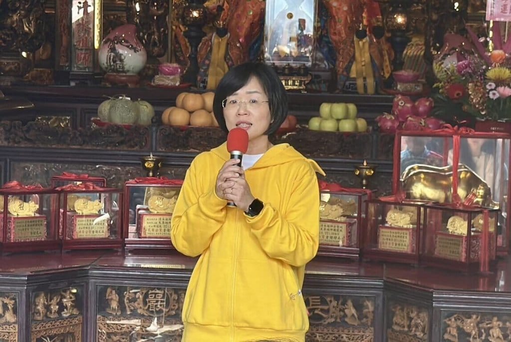 民進黨新北市長參選人蘇巧慧（圖）21日到三峽掃街拜票，蘇巧慧表示，整個過年期間，她新北走透透，受到大家熱烈的歡迎，非常感謝。 圖 : 蘇巧慧辦公室/提供