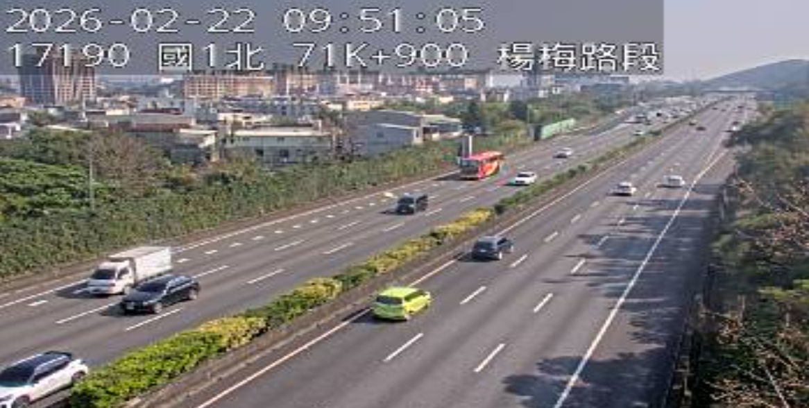 交通部公路局預估，今（22）日有13處路段恐出現壅塞情形。 圖/即時路況