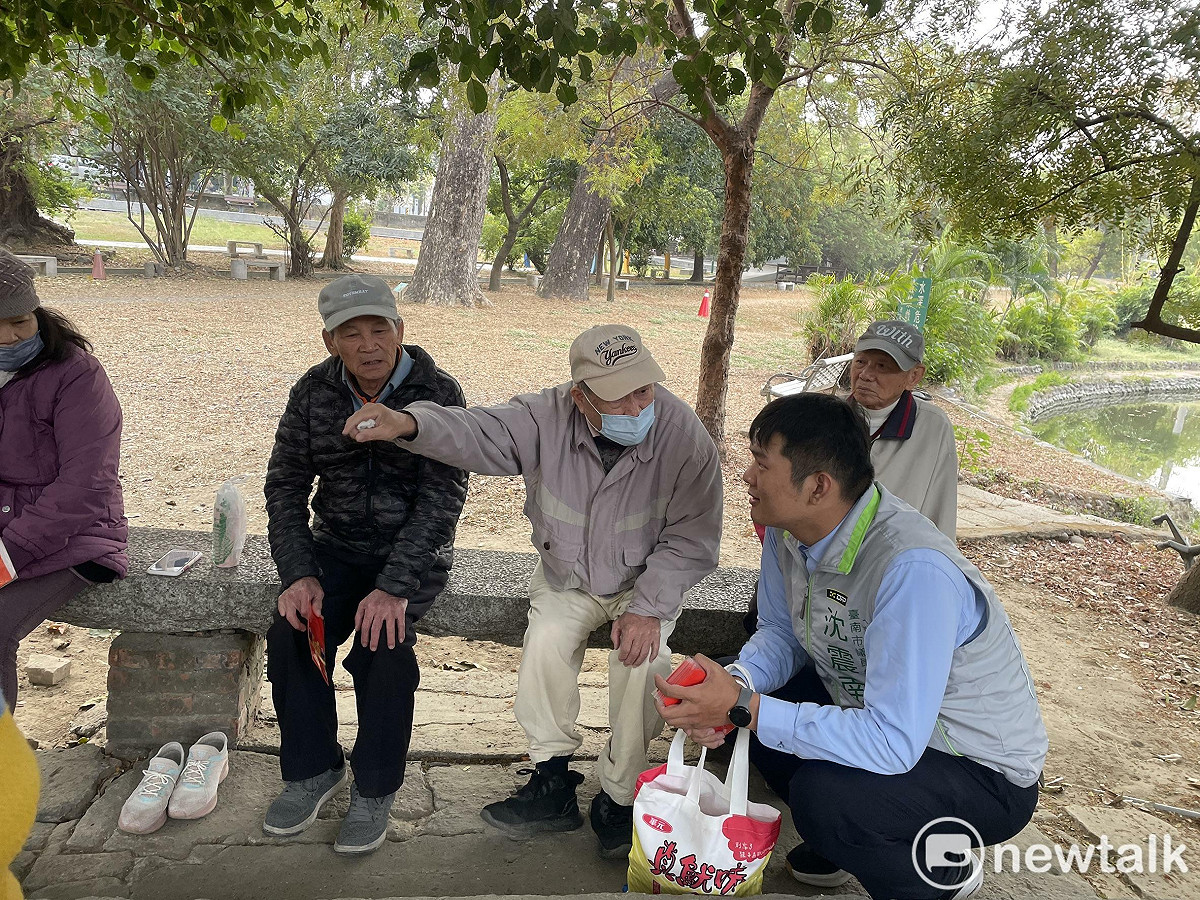 沈震南對教育事務深感興趣。他認為台南在新版財劃法下遭到制度性邊緣化，教育與基礎建設資源恐被排擠，這才是民代應正視關心的議題。 圖：沈震南提供