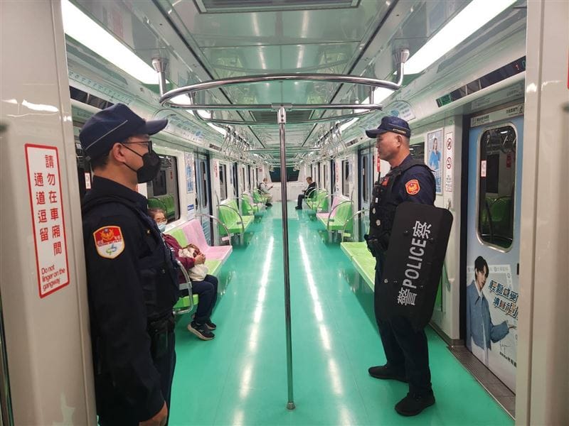 台中1999接到中捷放置炸彈的恐嚇訊息，中捷與警方全面提升維安層級。 圖：翻攝畫面