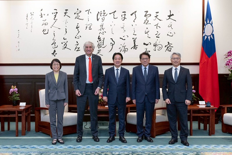 賴清德接見「2025年諾貝爾物理學獎得主約翰．馬汀尼斯（John M. Martinis）博士」。 圖：總統府提供